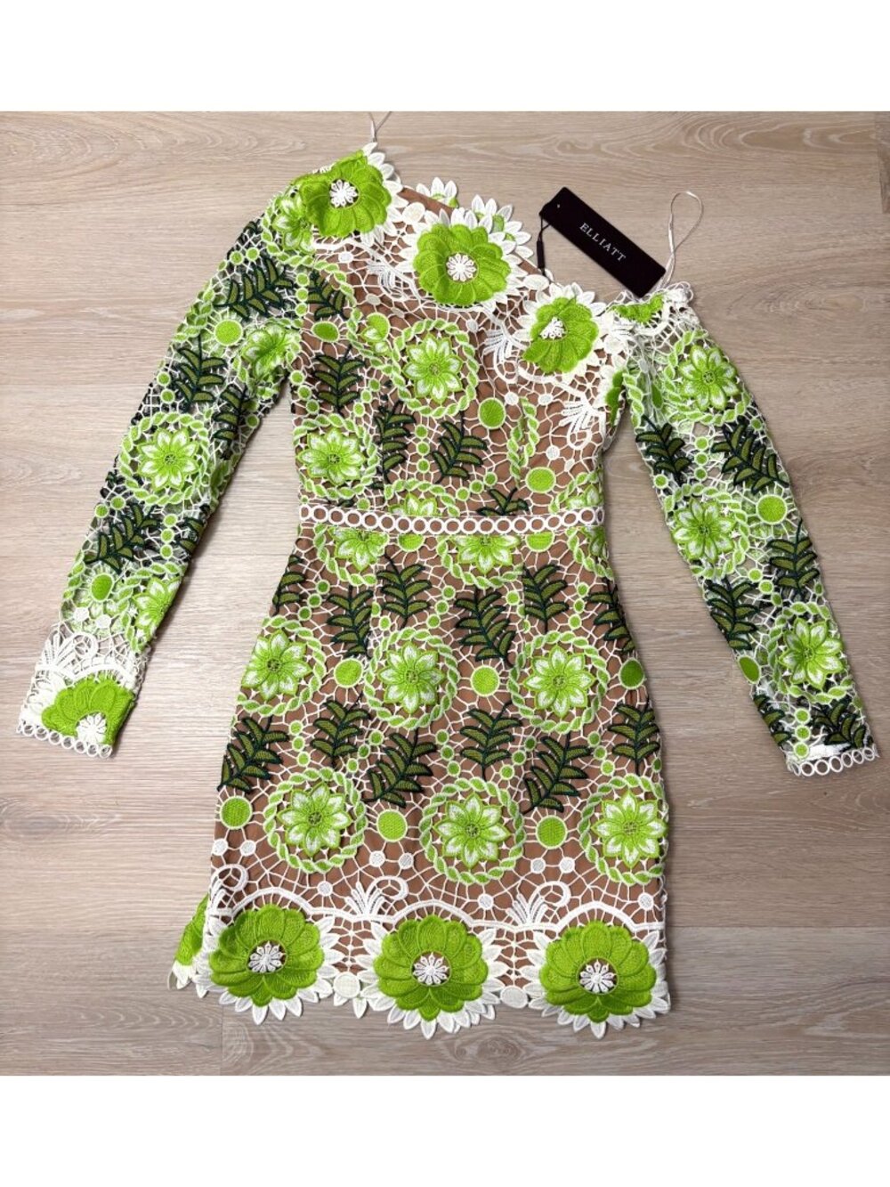 NEW Elliatt Balmoral Crochet Floral Green Multicolor Asymmetrical Mini Dress XS